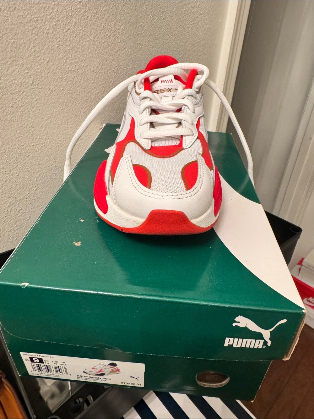 Puma Kids White and Red Low-Top Sneakers